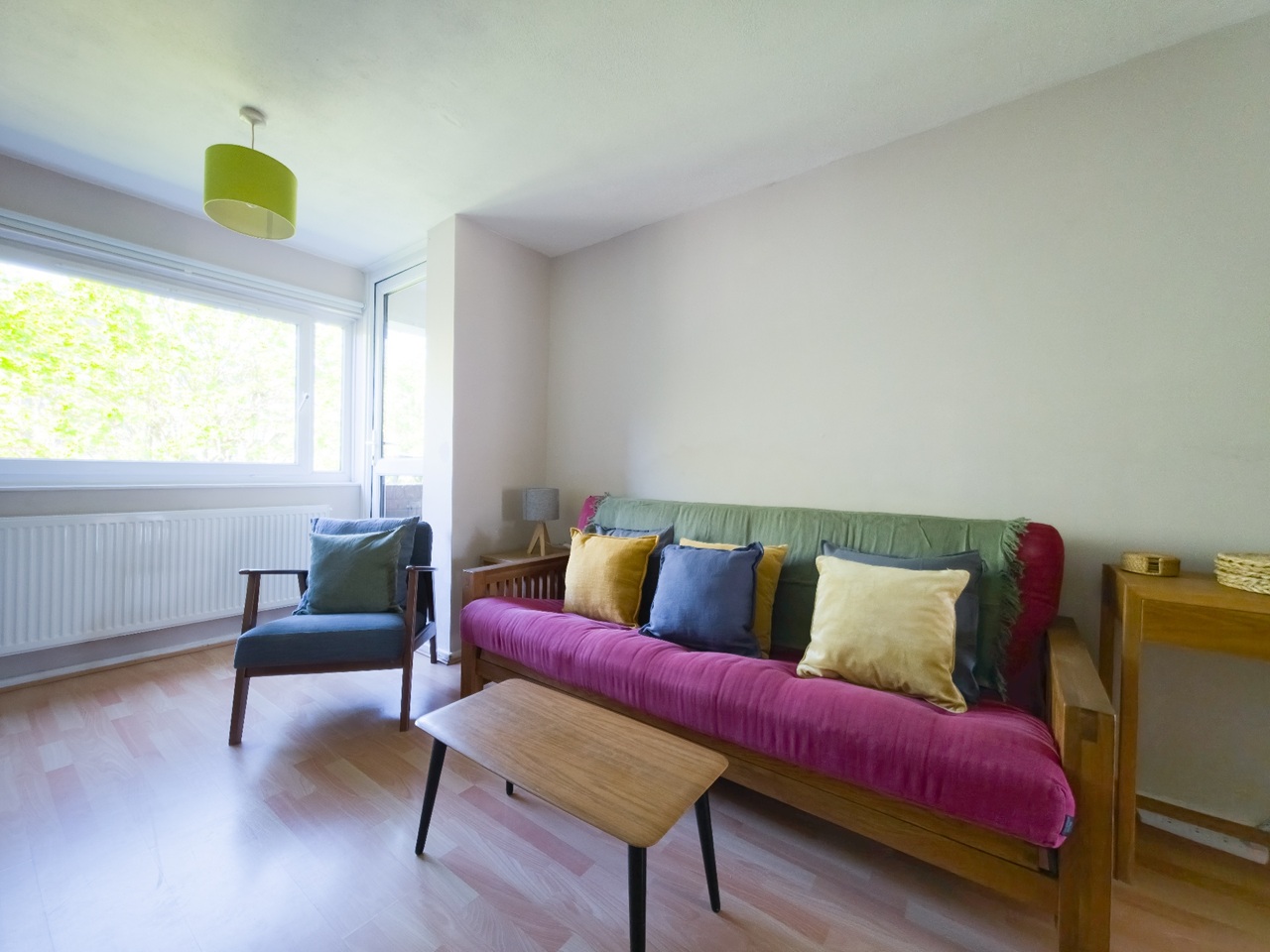 2 Bed Flat, Rhodeswell Road, E14 photo 2