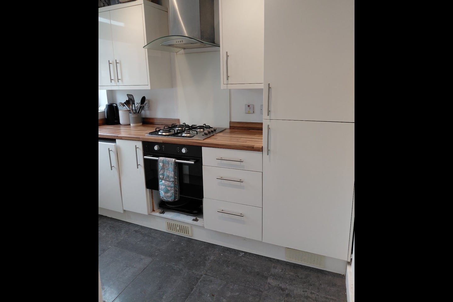 2 Bed Flat, Poynders Court, SW4