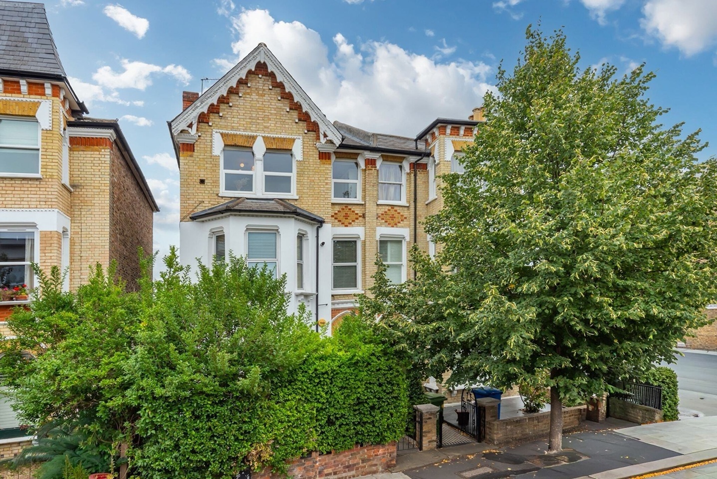 2 Bed Flat, Oakhurst Grove, SE22 photo 5