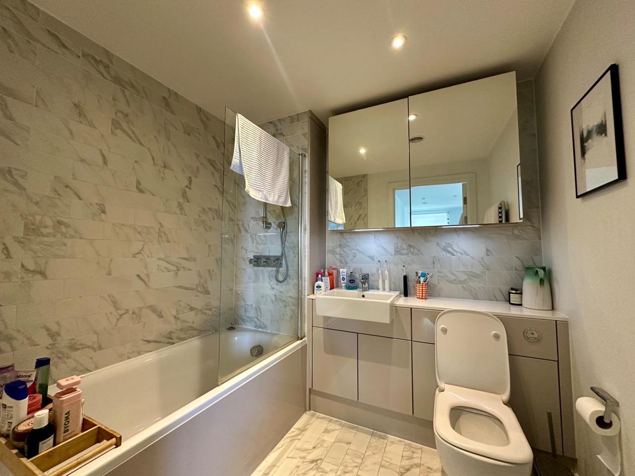 Room in a Shared Flat, Heygate Street, SE17 photo 2