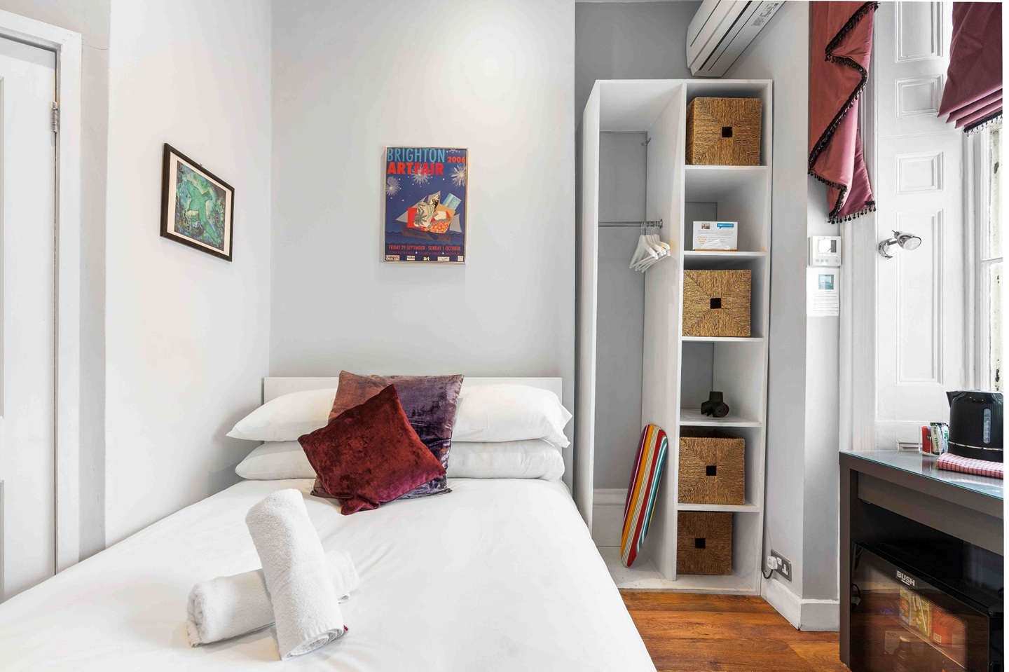 Bedsit, Oriental Place, BN1 photo 3