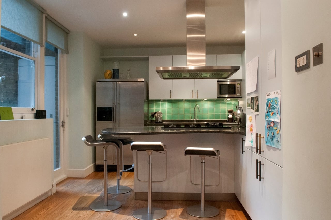2 Bed Flat, Prince Of Wales Drive, SW11