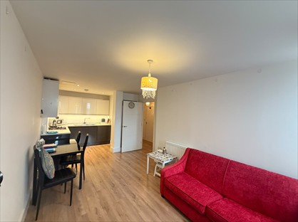 1 Bed Flat, Bartholomew Court, EN8