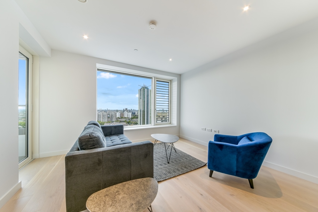 1 Bed Flat, Hurlock Heights, SE17 photo 2