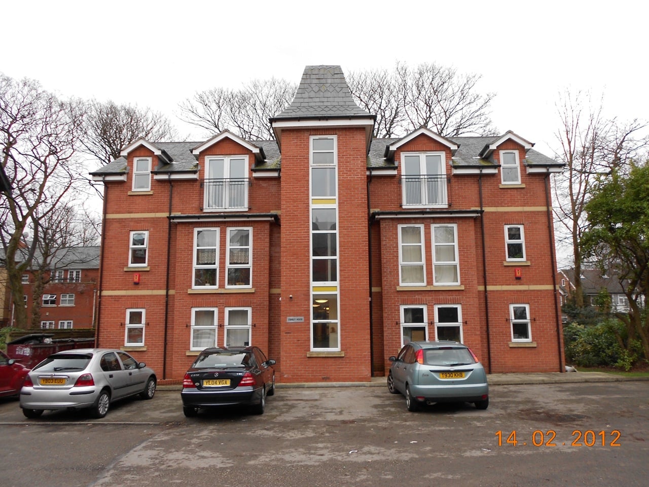 2 Bed Flat, Stanley House, M16