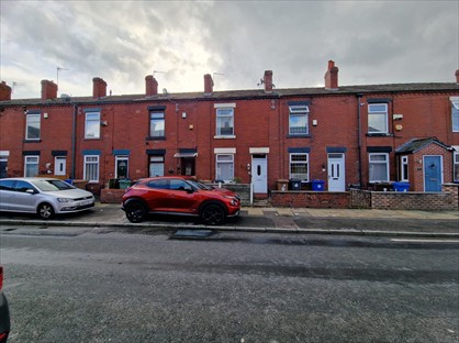 2 Bed Terraced House, Holyoake St, M43