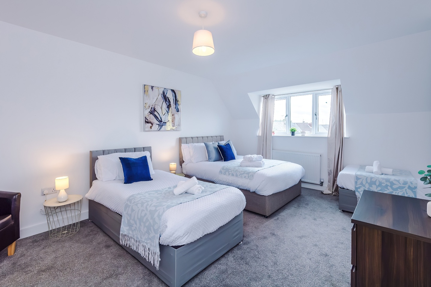 3 Bed Semi-Detached House, Colwick Grove, S61