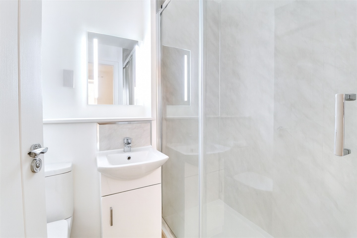 1 Bed Flat, Cliff Road, NG1 photo 4