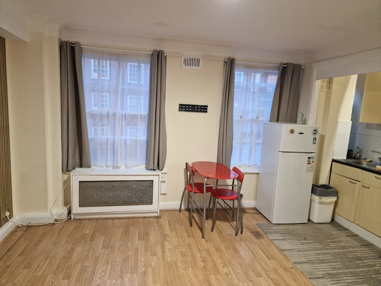Studio Flat, Park West, W2 photo 2