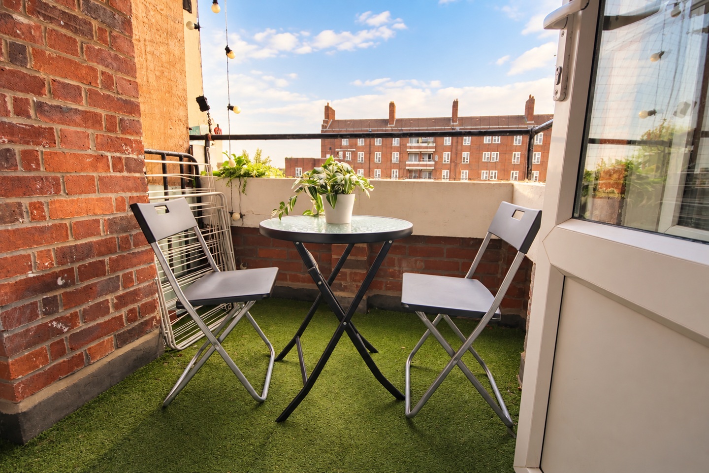 Room in a Shared Flat, Candida Court, NW1