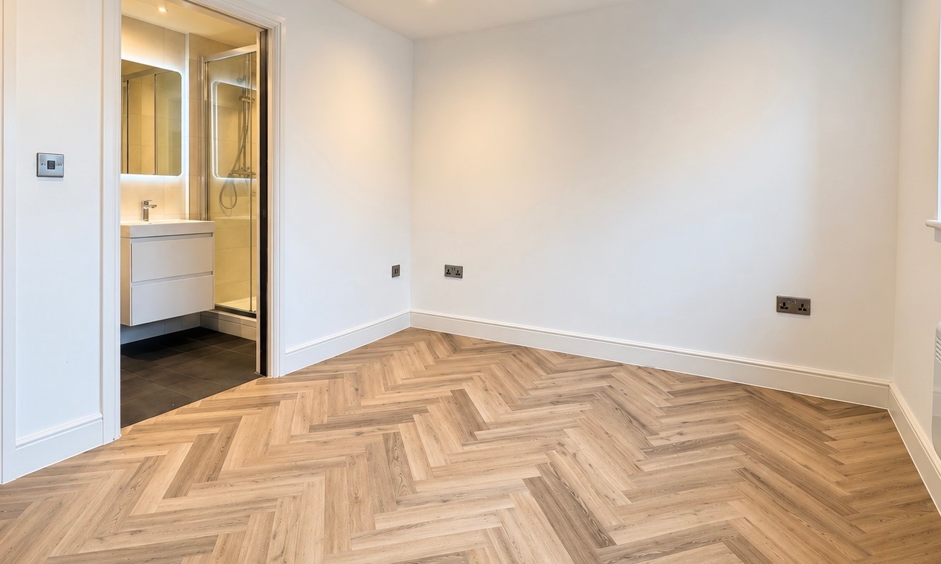 1 Bed Flat, Heath, CF14 photo 5
