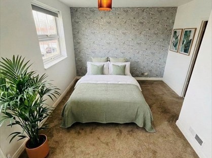 Room in a Shared House, Leeward Gardens, SW19