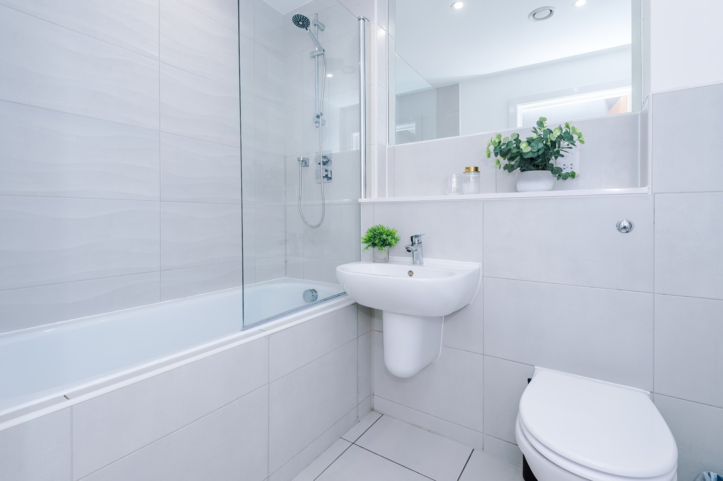 3 Bed Flat, Halo House, M4 photo 2