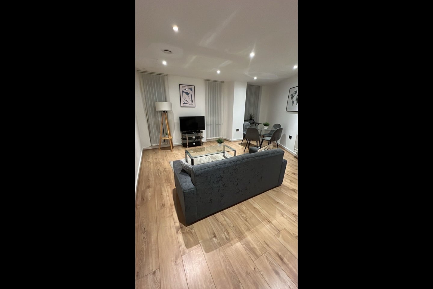2 Bed Flat, Brunswick House, E1 photo 2