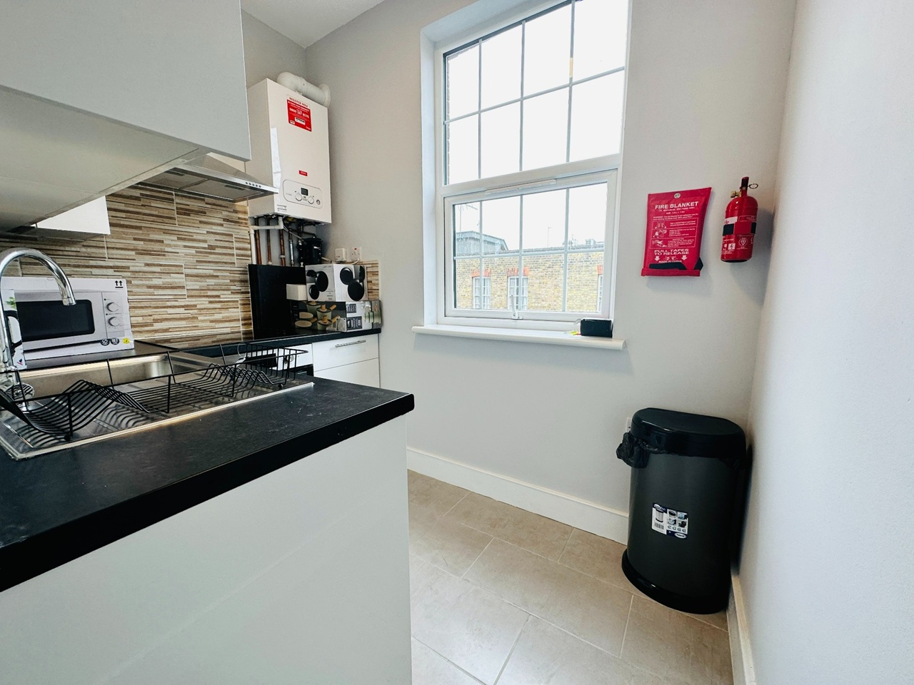 Room in a Shared Flat, Fordham St, E1 photo 2