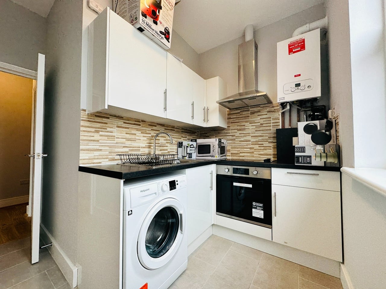 Room in a Shared Flat, Fordham St, E1 photo 3