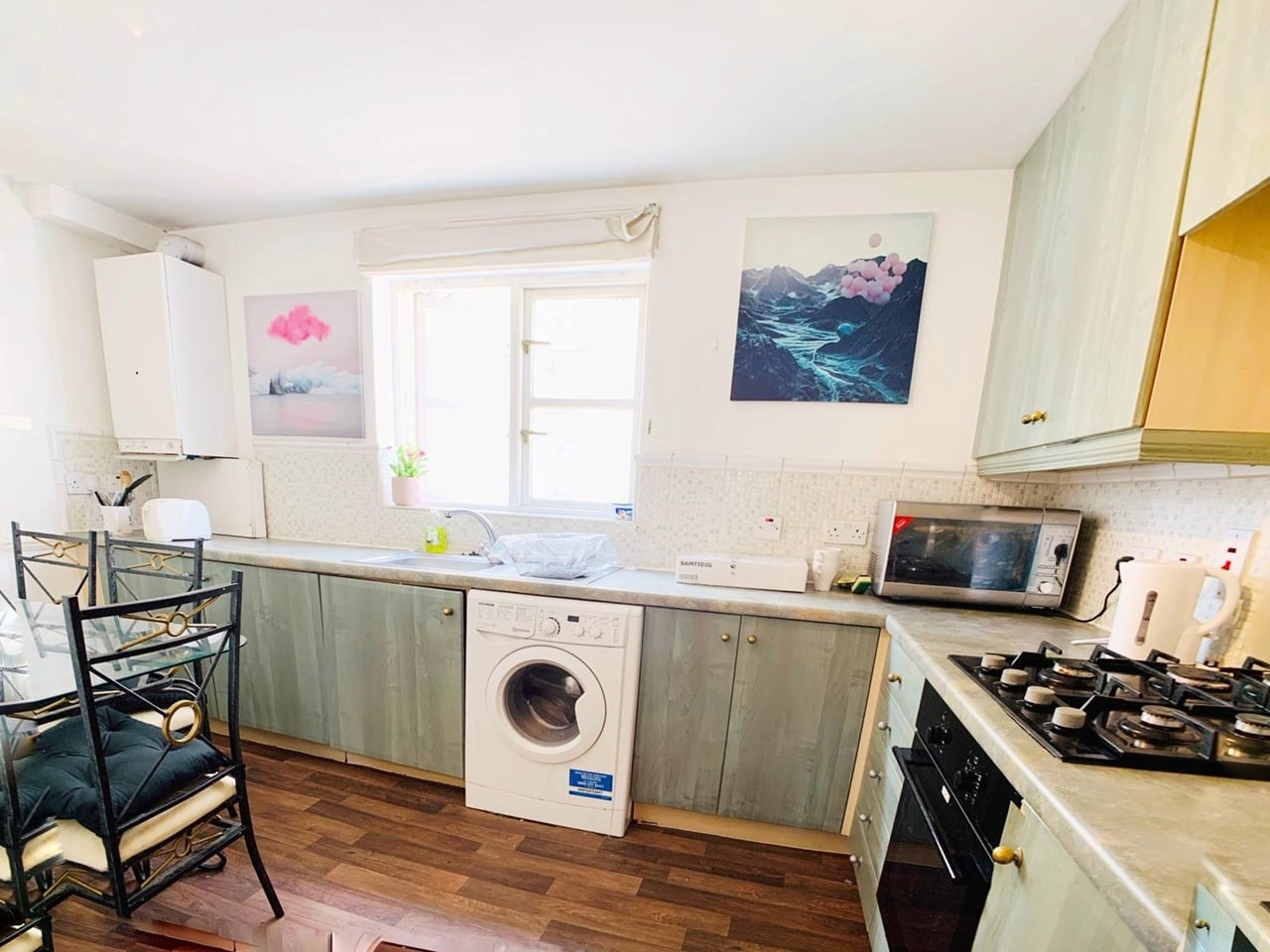 Room in a Shared Flat, Mile End Road, E1 photo 2