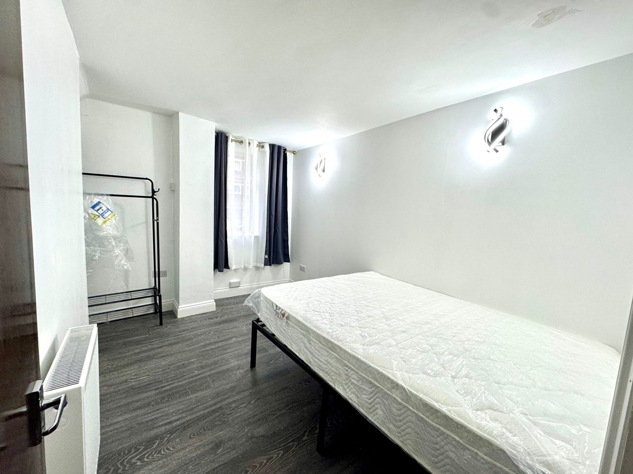 2 Bed Flat, London, N1 photo 5