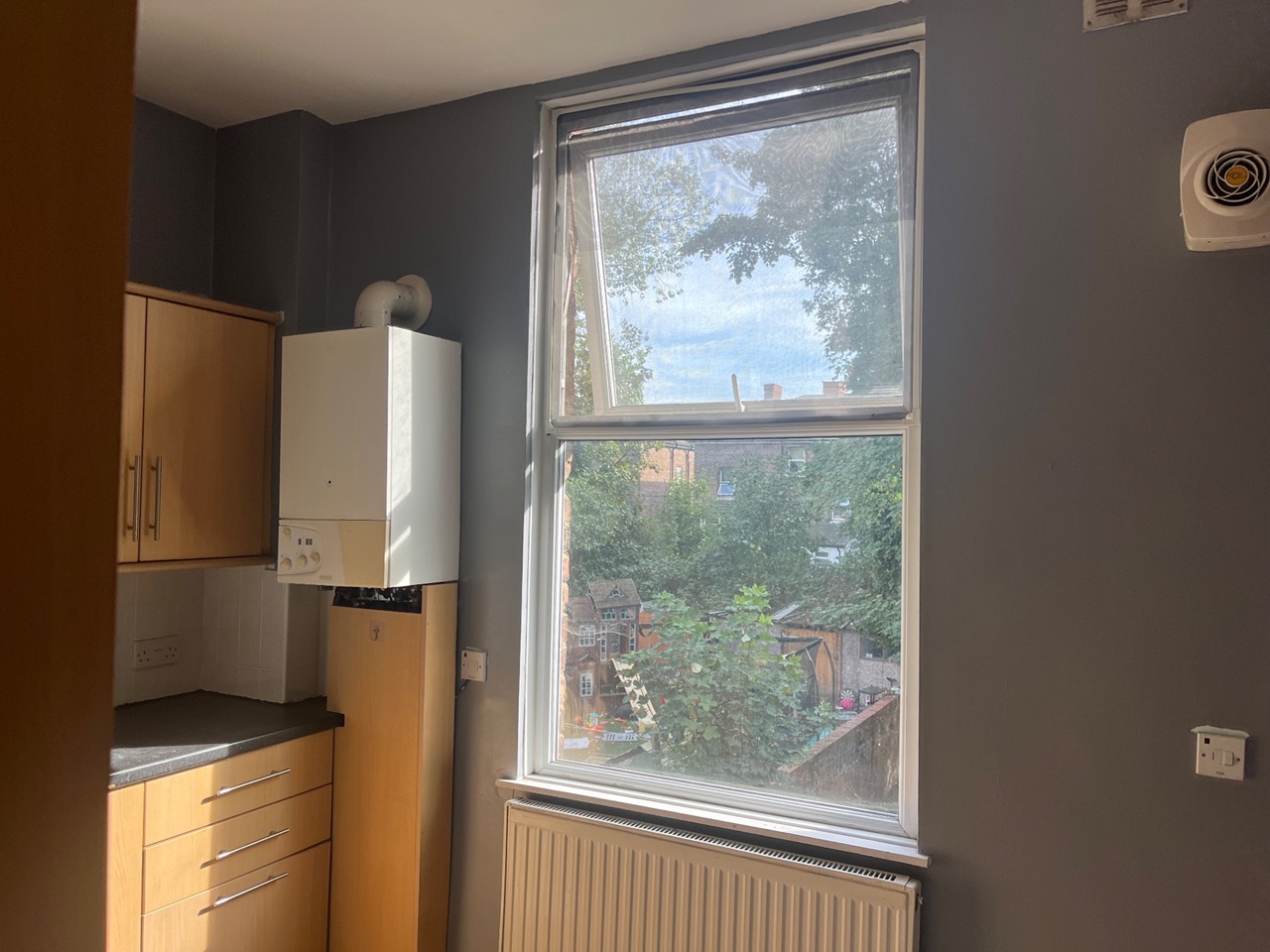 2 Bed Flat, St Catherines Road, L20 photo 4