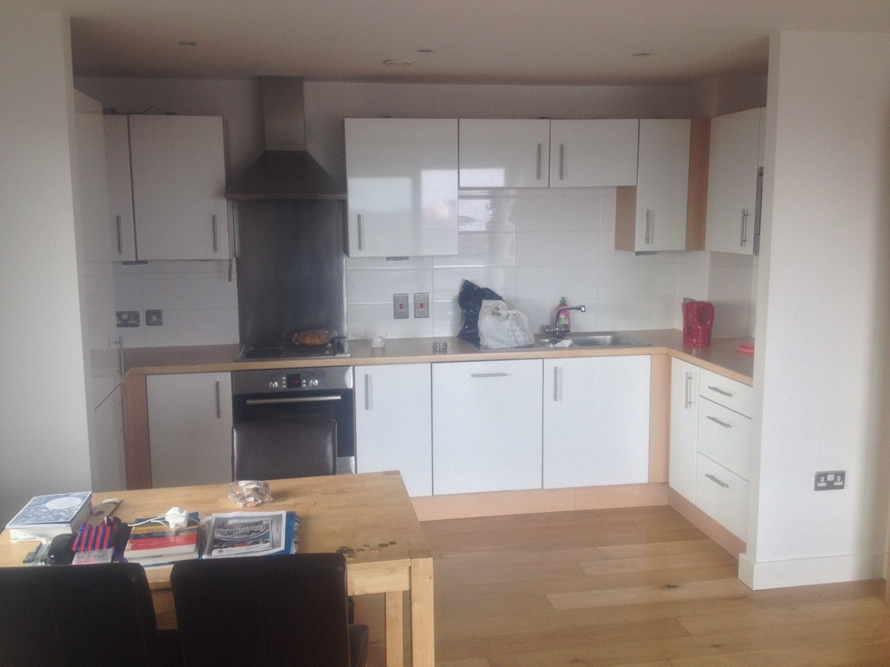 1 Bed Penthouse, Bute Terrace, CF10 photo 2