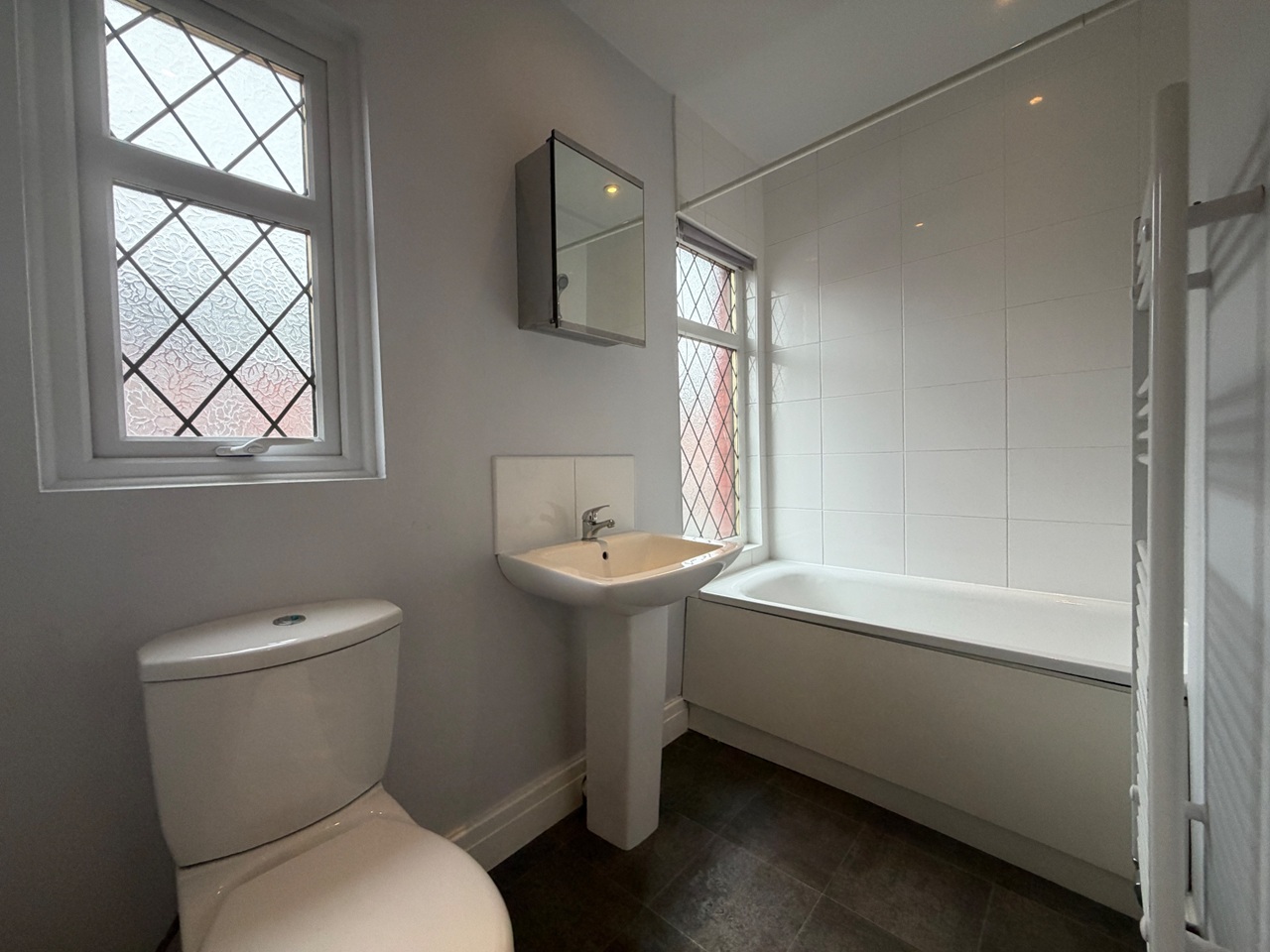 2 Bed Terraced House, Nancroft Crescent, LS12 photo 5