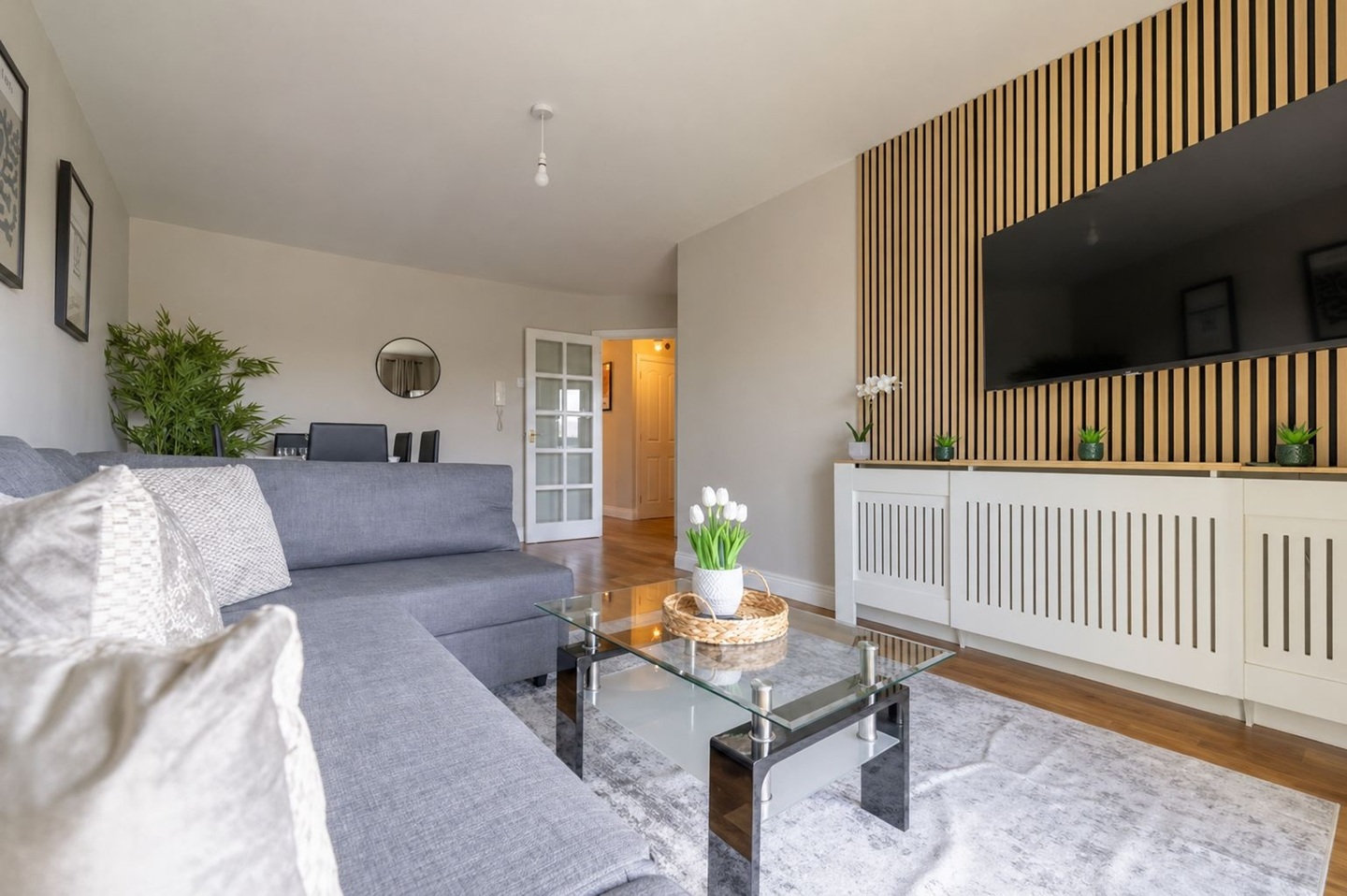 2 Bed Flat, Ravenhill Reach, BT6 photo 4