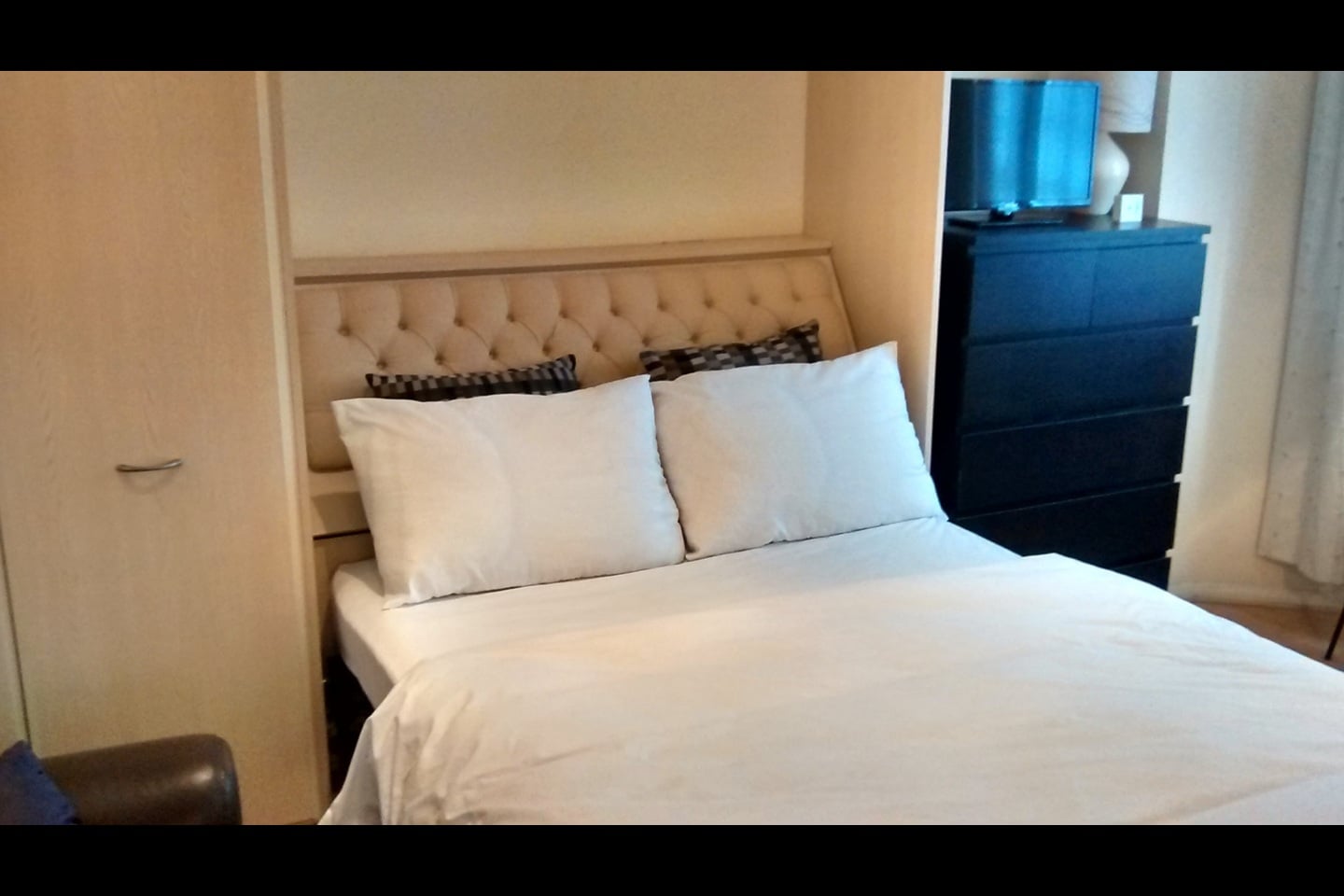 Studio Flat, Sloane Avenue, SW3 photo 2