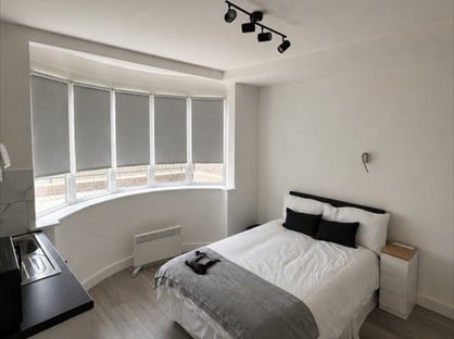 Studio Flat, Carmelite Road, HA3
