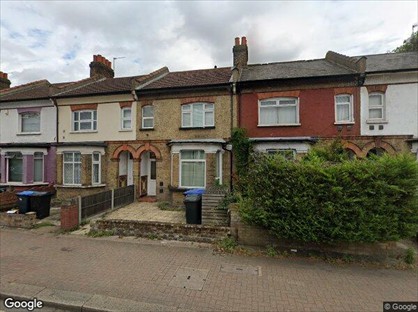 Studio Flat, Hertford Road, EN8