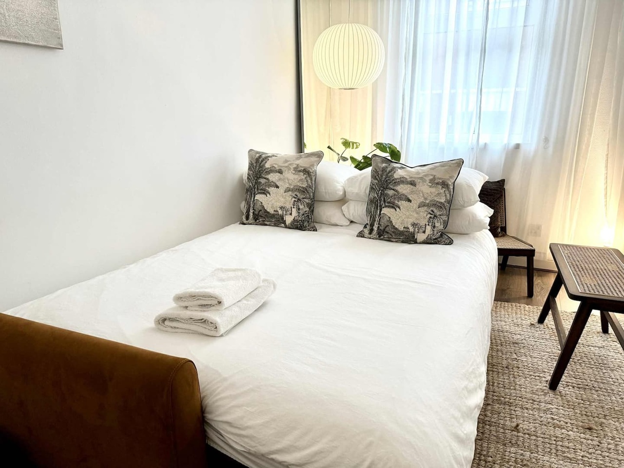 1 Bed Flat, Whites Row, E1 photo 4