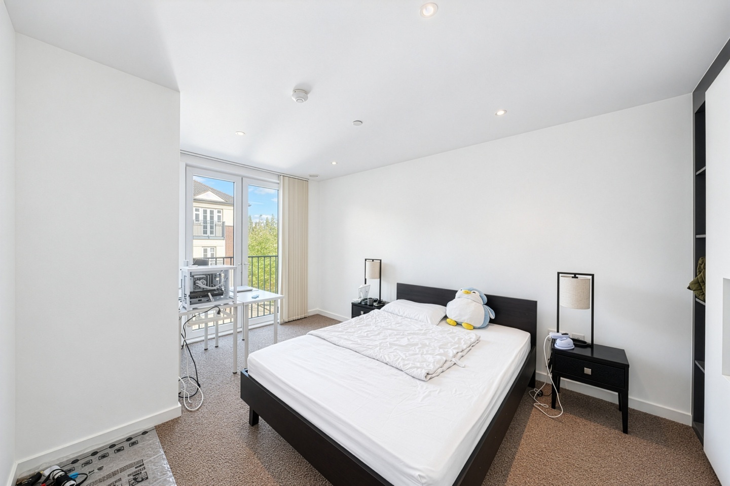 1 Bed Flat, Sidney St, E1 photo 4
