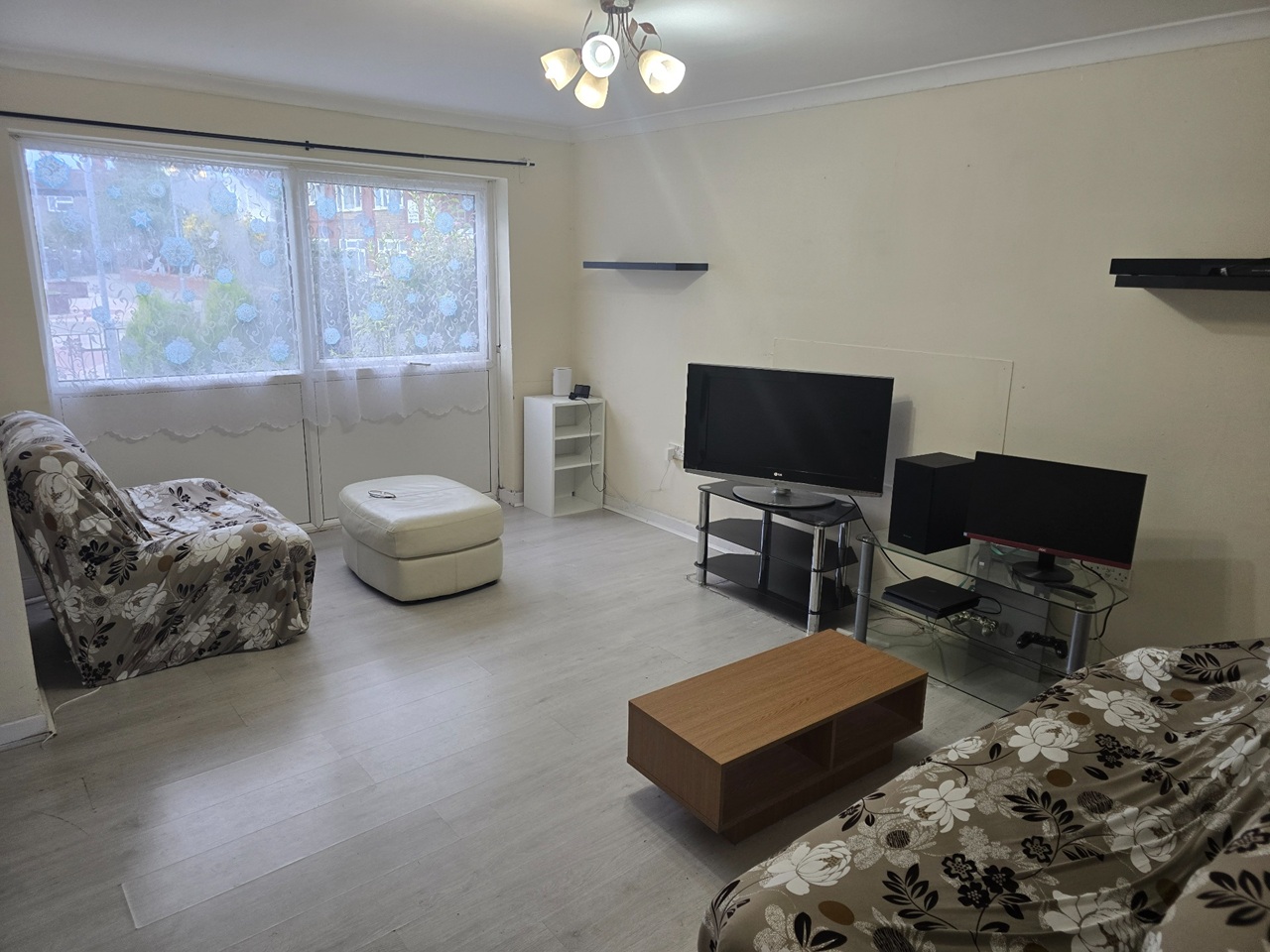 Room in a Shared House, Dylan Place, CF24