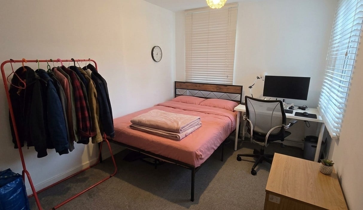 Room in a Shared Flat, Walham Green Court, SW6