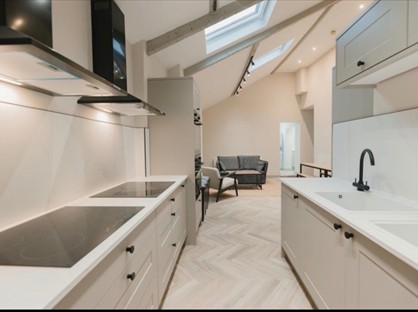Room in a Shared House, Market Place, BA11