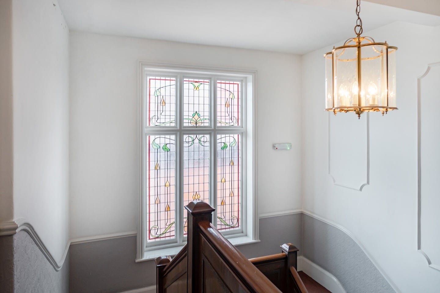 2 Bed Flat, The Drive, BN3 photo 3