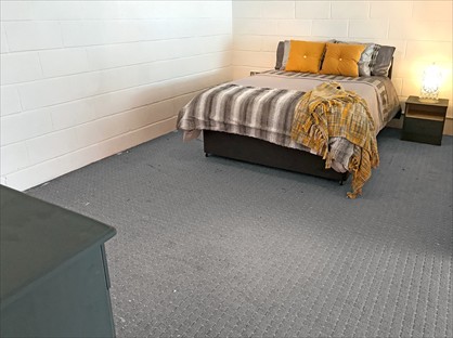 Studio Flat, Saracen Way, TR10