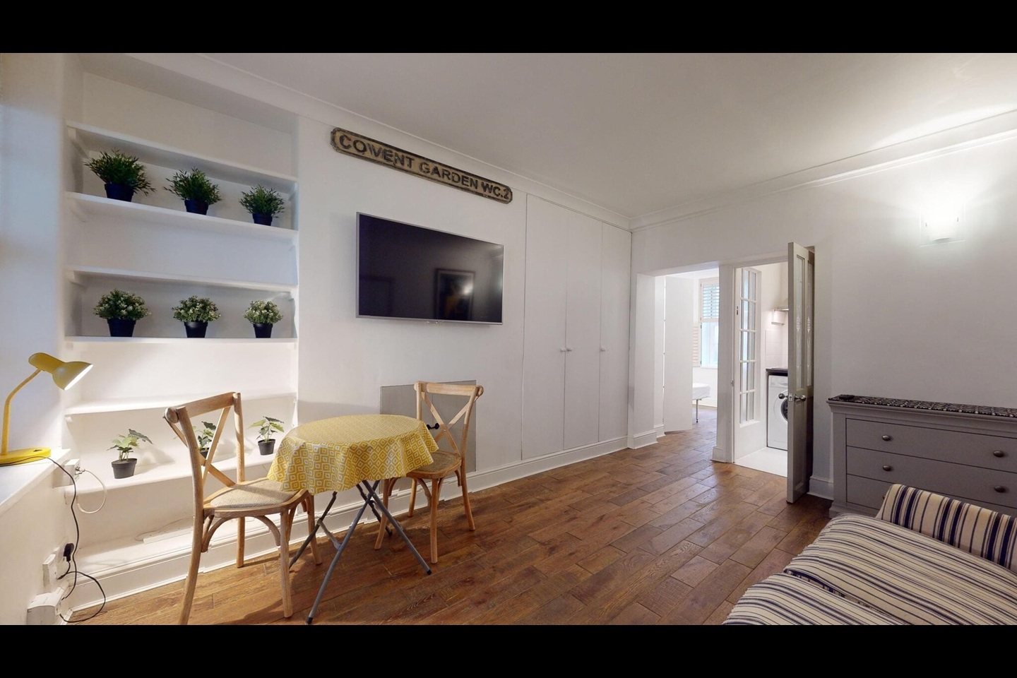 Studio Flat, Sheridan Buildings, WC2B
