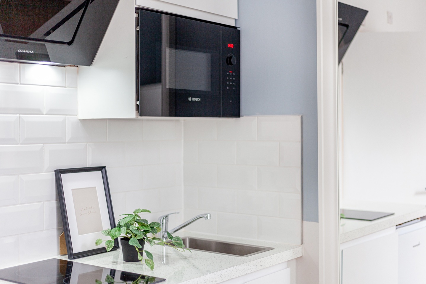 Studio Flat, Kensington Gardens Square, W2 photo 2