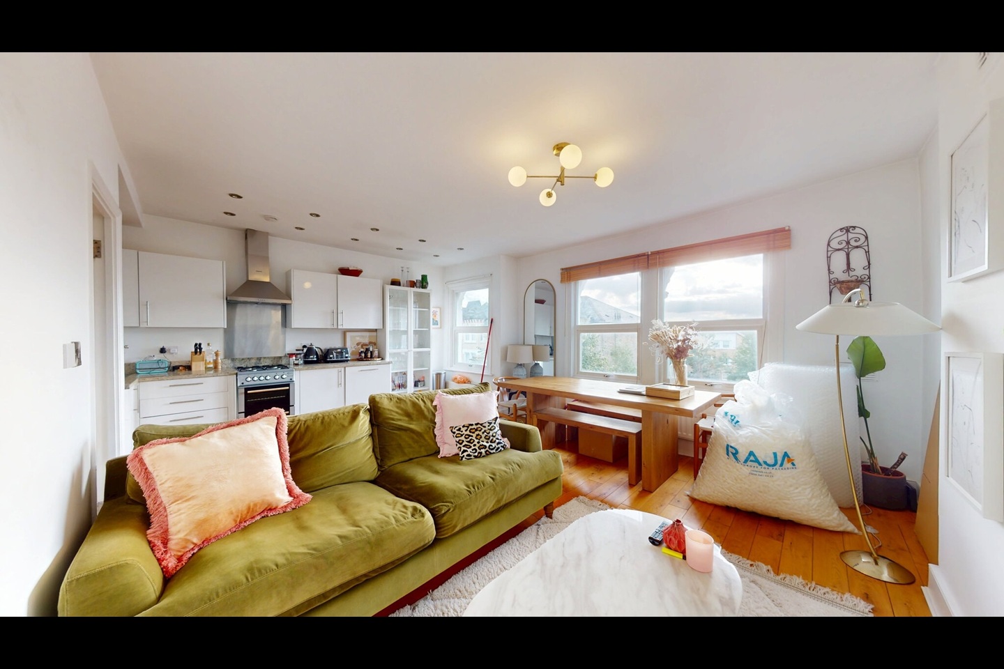 2 Bed Flat, Oakhurst Grove, SE22