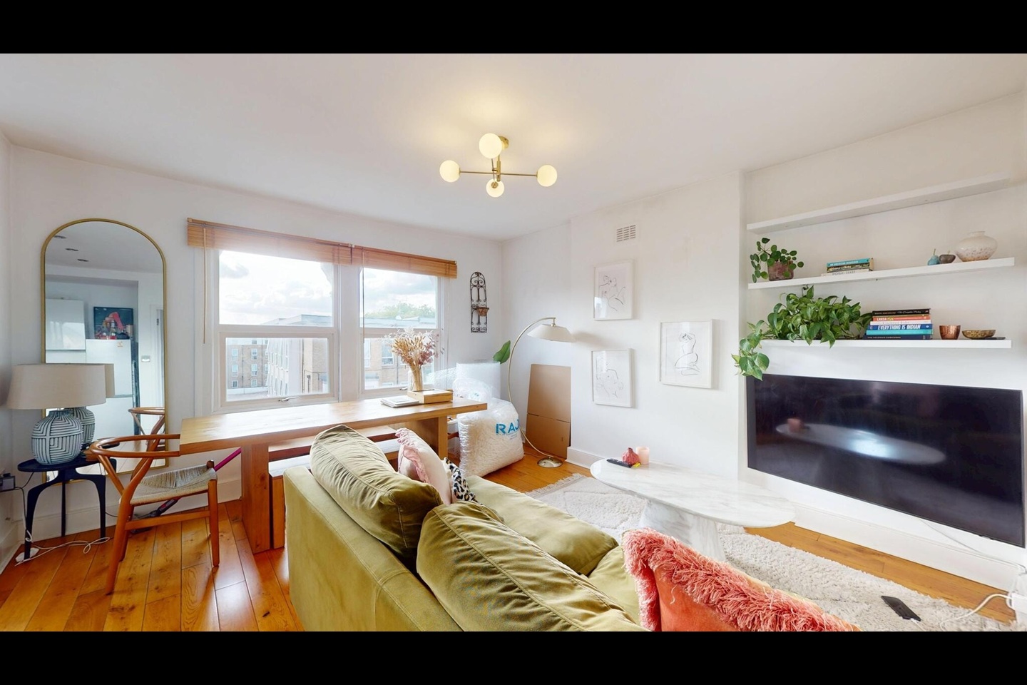 2 Bed Flat, Oakhurst Grove, SE22 photo 5