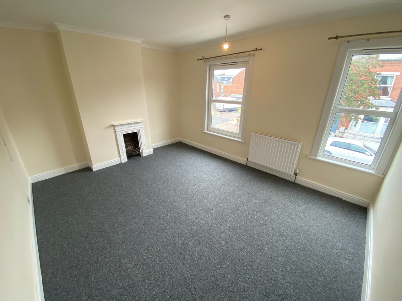2 Bed Terraced House, Byron Road, NG2 photo 2