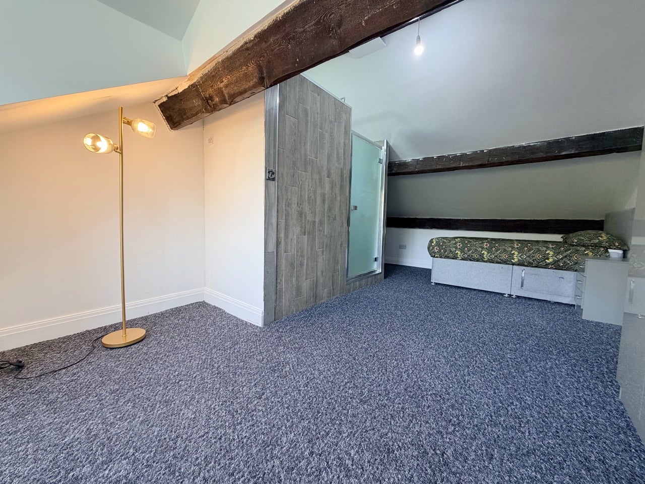 Room in a Shared House, Highfield Road, L9