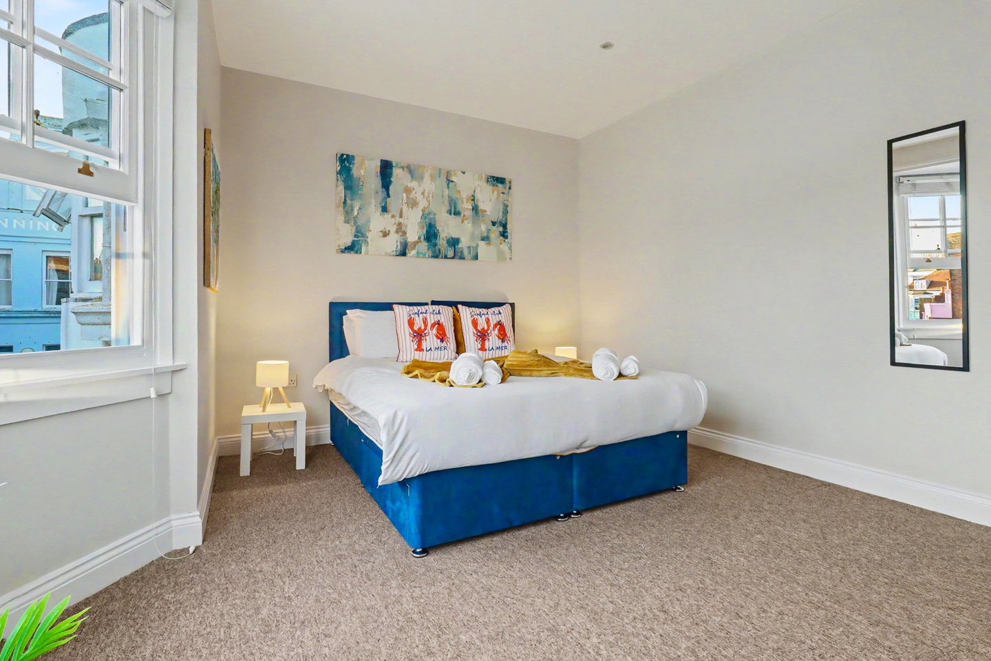 2 Bed Flat, Market St, BN1 photo 2