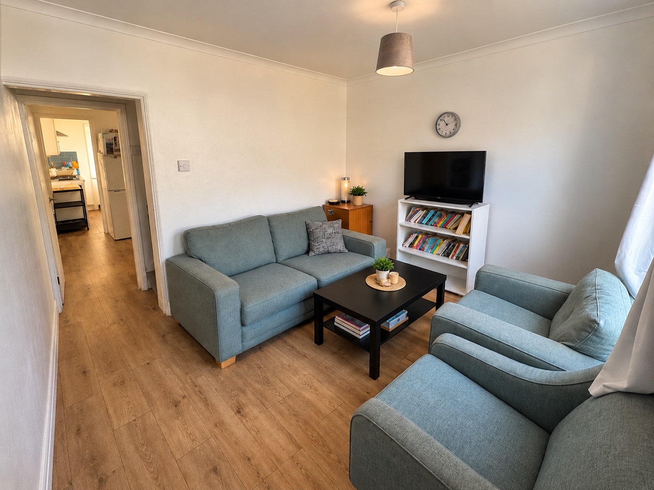 2 Bed Terraced House, Albany Road, RG30