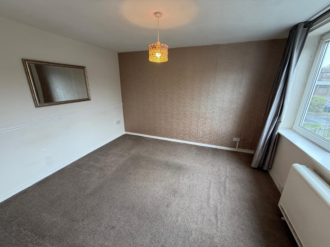 3 Bed Terraced House, Rossefield Terrace, LS13
