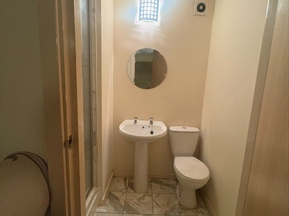 2 bed flat/apartment for rent in 2 Bed Flat, New Hall Lane, PR1