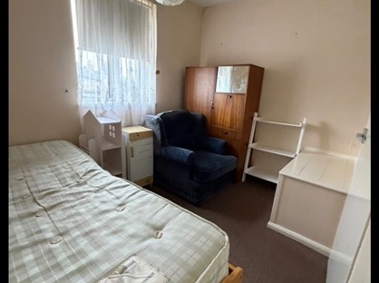 Room in a Shared House, London, EN8