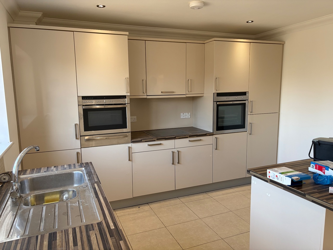 3 Bed Semi-Detached House, The Mews, CB4