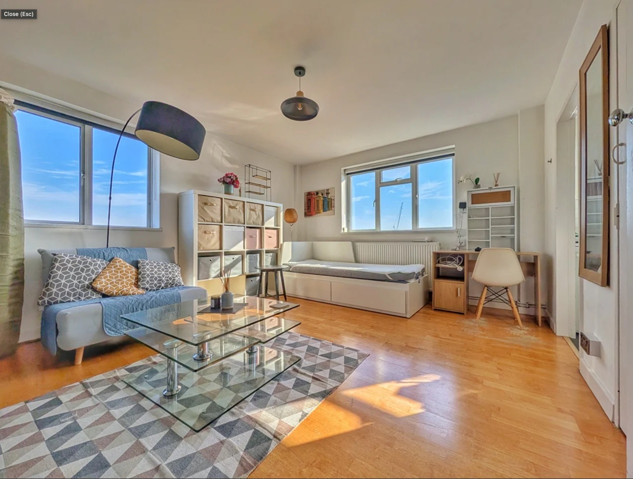 Studio Flat, Faversham House, NW1 photo 4