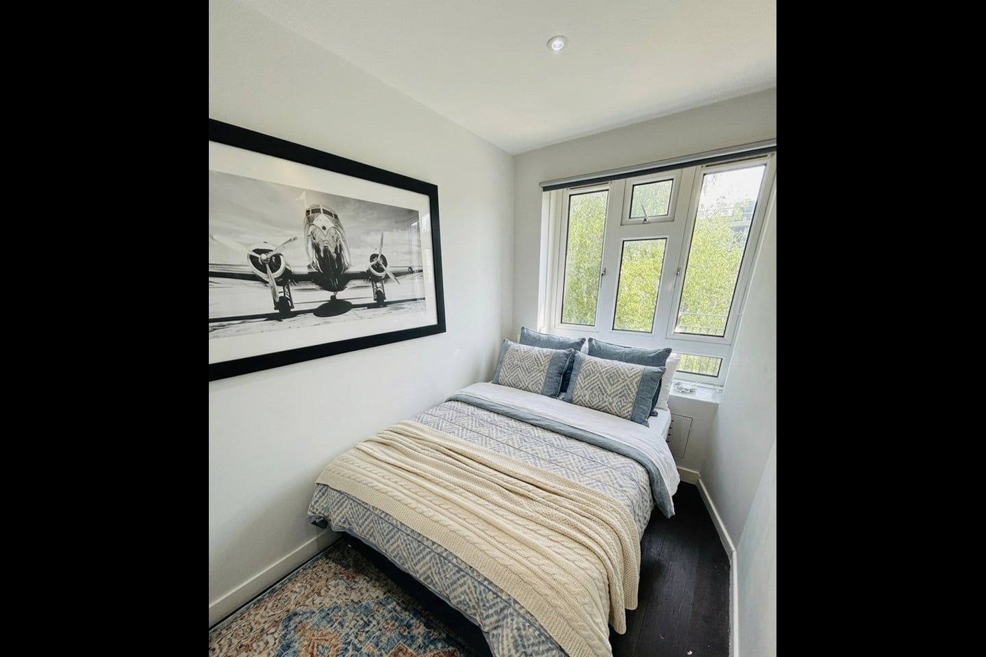 Room in a Shared Flat, Wiltshire Close, SW3